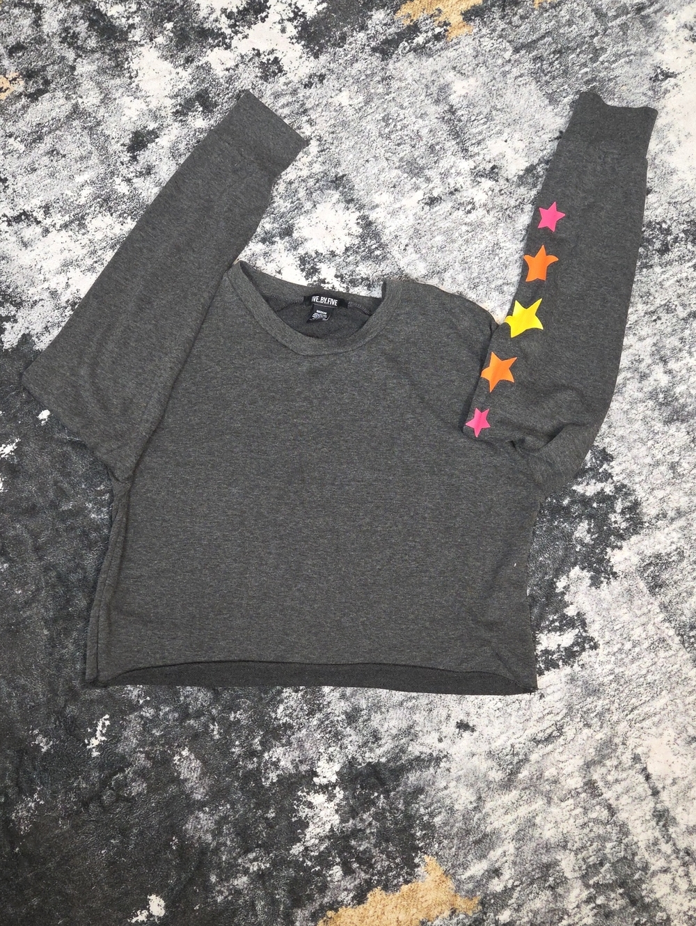 Five By Five charcoal gray cropped sweatshirt — Medium